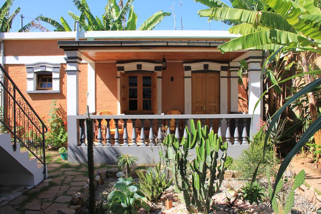 Meva Guesthouse Antananarivo Luaran gambar