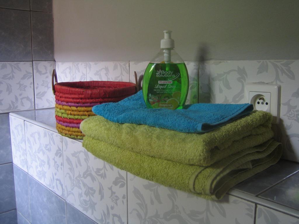Meva Guesthouse Antananarivo Luaran gambar
