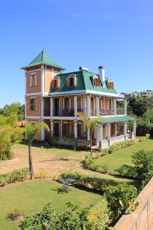 Meva Guesthouse Antananarivo Luaran gambar