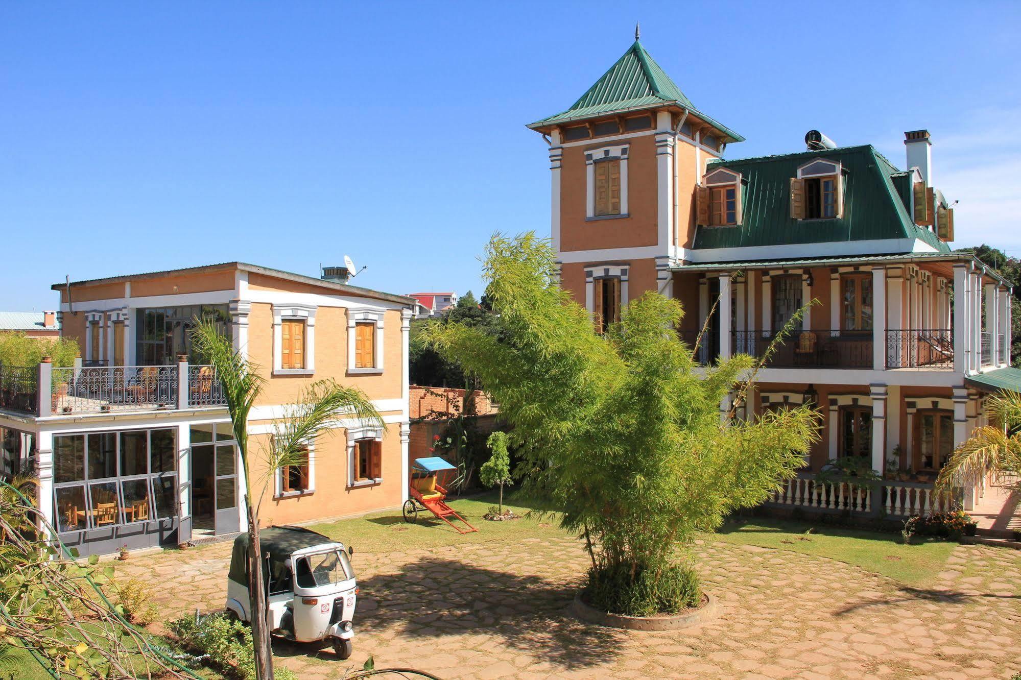 Meva Guesthouse Antananarivo Luaran gambar