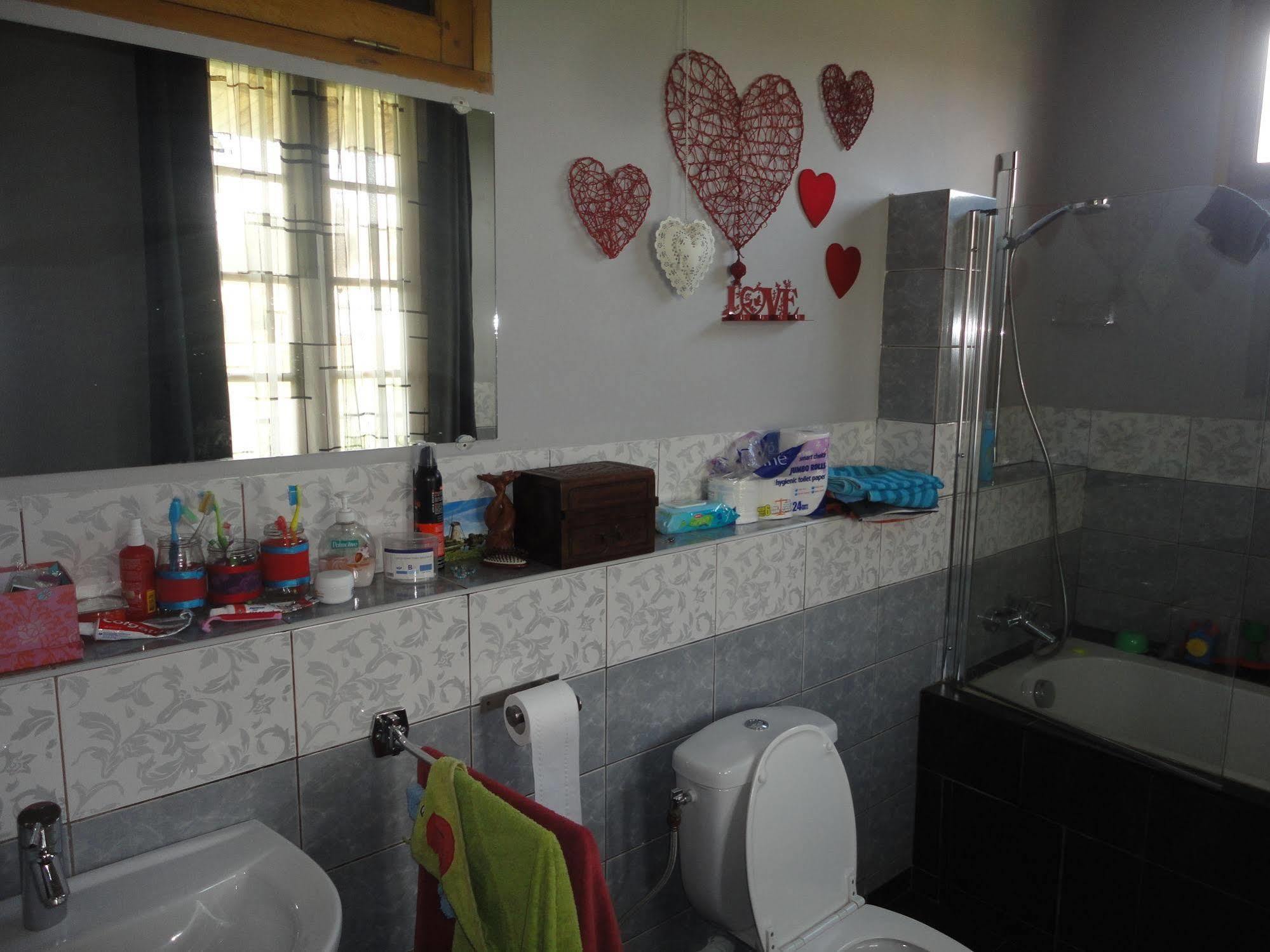 Meva Guesthouse Antananarivo Luaran gambar