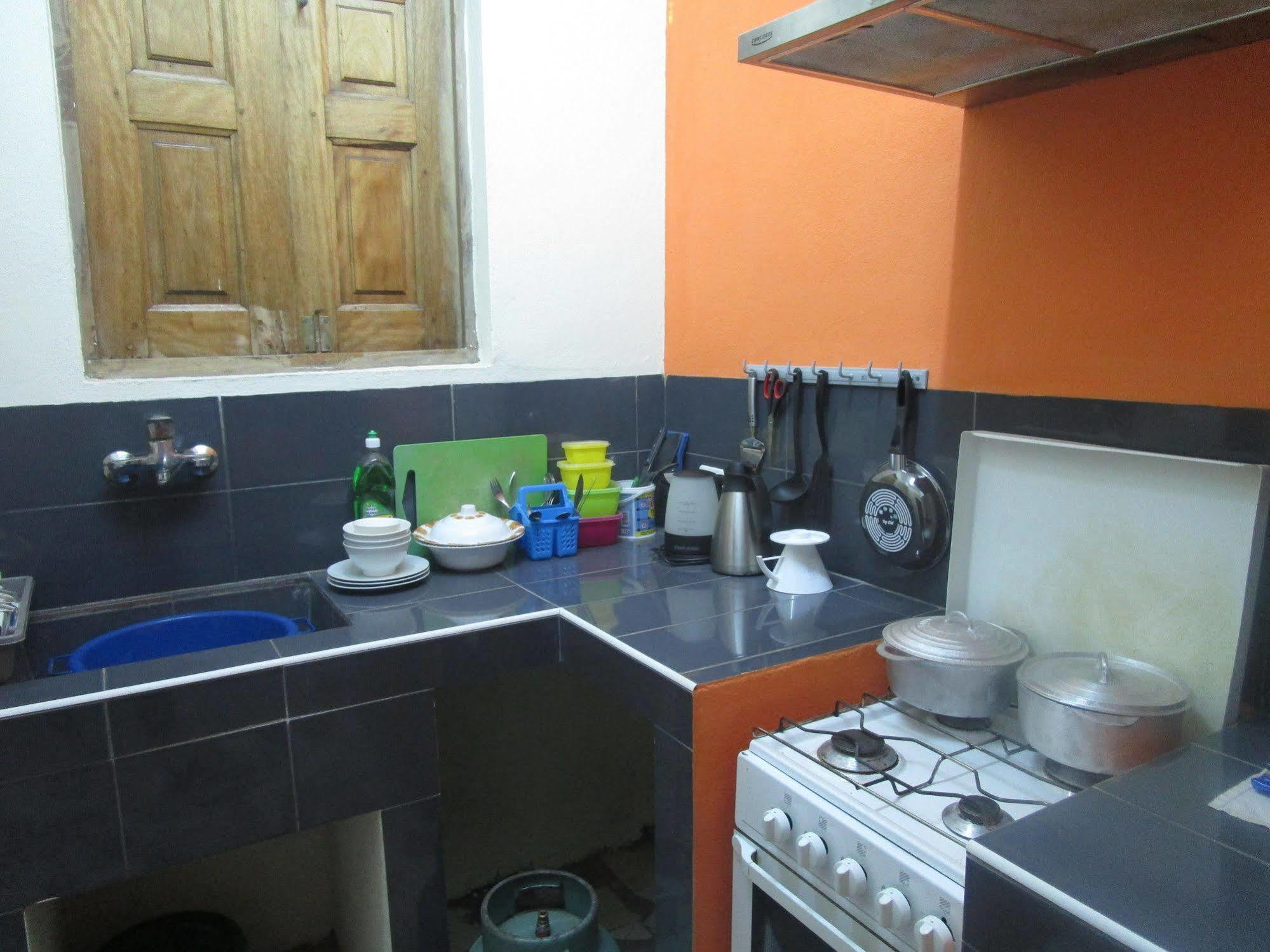 Meva Guesthouse Antananarivo Luaran gambar