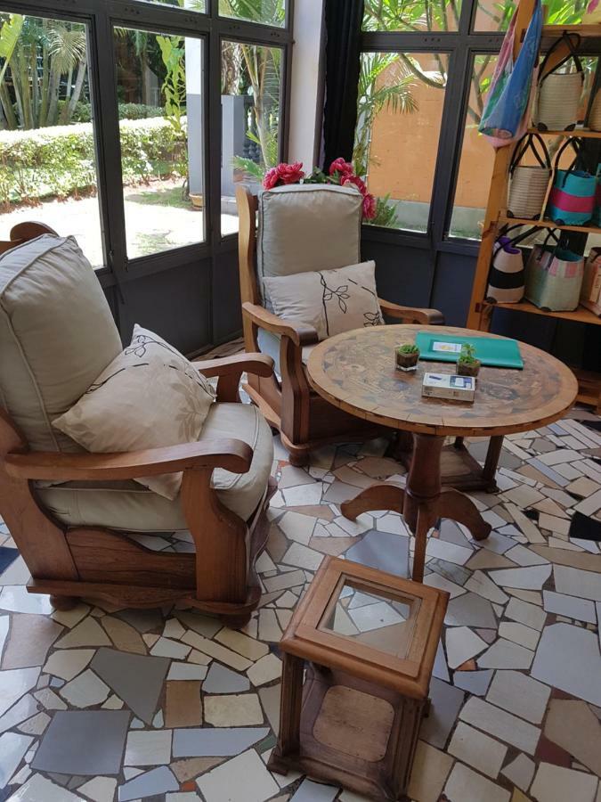 Meva Guesthouse Antananarivo Luaran gambar